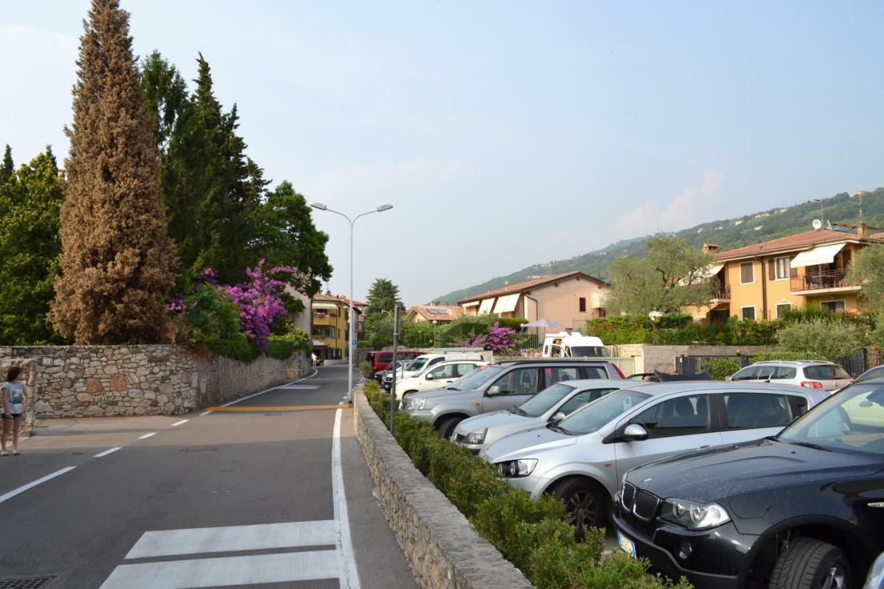 Ferienwohnung Torri Centro Torri Del Benaco Exterior foto